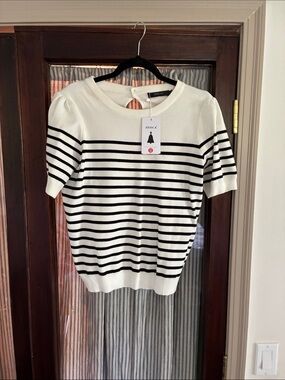 Zesica Black & White Striped Short Sleeve Top